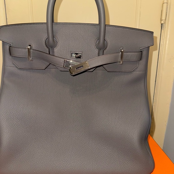 Elegant Hermes 2025 HAC 40 in Etain Togo on Palladium Hardware - Picture 13 of 14